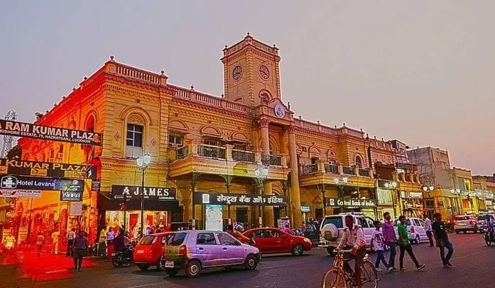 Photo of हजरतगंज में सुरक्षा को लेकर पुलिस की बड़ी तैयारी