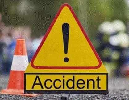 Photo of कीर्तिनगर में हादसा…कार अनियंत्रित होकर खाई में गिरी, चार लोगों की मौके पर मौत