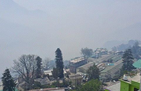 Photo of आज भी बिगड़ा रहेगा मौसम, पर्वतीय जिलों में तेज बारिश की चेतावनी