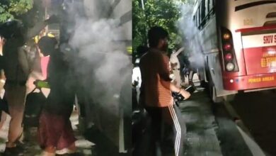 Photo of बदरीनाथ से ऋषिकेश लौट रही तीर्थयात्रियों की बस में लगी आग, सवार थे 42 लोग