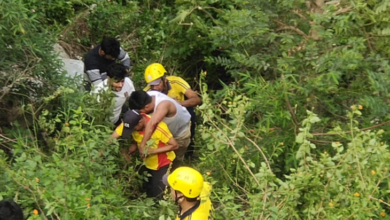 Photo of Accident: देहरादून मसूरी मार्ग पर हादसा…मैगी प्वाइंट के पास खाई में गिरी कार