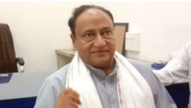 Photo of दिग्विजय के भाई और पूर्व MLA लक्ष्मण सिंह कांग्रेस से निष्कासित