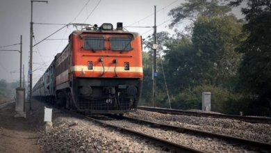 Photo of पश्चिमी रेलवे अहमदाबाद से मुंबई, दिल्ली के लिए चलाएगा विशेष ट्रेनें