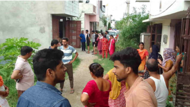 Photo of हरिद्वार : पत्नी का गला रेतकर निर्मम हत्या, फिर खुद फांसी लगाकर पति ने की आत्महत्या