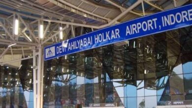 Photo of इंदौर-रायपुर फ्लाइट की इमरजेंसी लैंडिंग, फाॅल्स अलार्म आने के बाद लिया फैसला