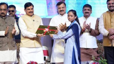 Photo of मध्य प्रदेश के 94,234 विद्यार्थियों को मिली लैपटॉप की राशि…