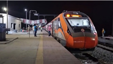 Photo of अब मेरठ से सीधे पहुंचें अयोध्या और वाराणसी! 27 अगस्त से वंदेभारत एक्सप्रेस का नया सफर शुरू