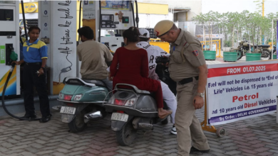 Photo of दिल्ली No Fuel Policy : बिना ट्रायल लागू नियम से पहले दिन पेट्रोल पंपों पर आई तकनीकी दिक्कतें