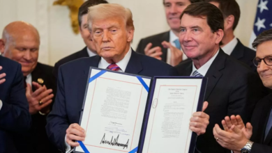 Photo of Genius Act: क्रिप्टो उद्योग के मुख्यधारा में लाएगी अमेरिकी सरकार, ट्रंप ने मुद्रा कानून पर किए हस्ताक्षर