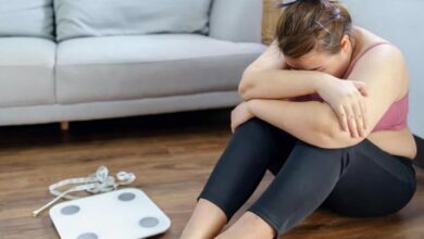 Photo of मूड स्‍व‍िंग्‍स और वजन बढ़ने से हैं परेशान? Hormonal Imbalance हो सकती है वजह