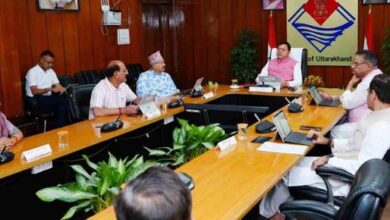 Photo of  जरूरत पड़ी तो हेलिकॉप्टर से पहुंचाई जाएंगी पोलिंग पार्टियां, मानसून के कारण कई जगह सड़कें बंद