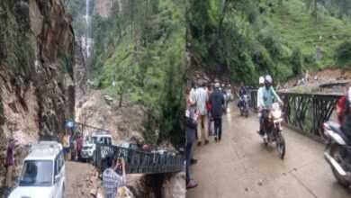 Photo of तीसरे दिन छोटे वाहनों के लिए खुला यमुनोत्री हाईवे
