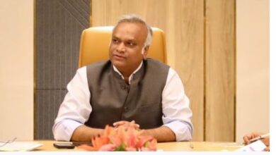 Photo of कर्नाटक में प्रियांक खरगे का भाजपा पर करारा हमला