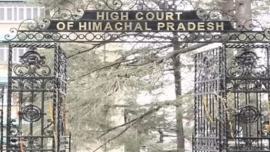 Photo of हिमाचल प्रदेश:  कर्मचारियों को एरियर न देने पर एचआरटीसी की गाड़ी जब्त