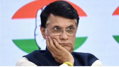 Photo of पवन खेड़ा के पास दो-दो वोटर कार्ड