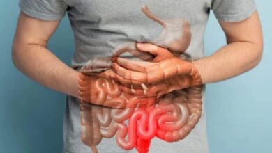 Photo of शरीर में दिखने वाले ये 5 लक्षण करते हैं कोलन कैंसर का इशारा