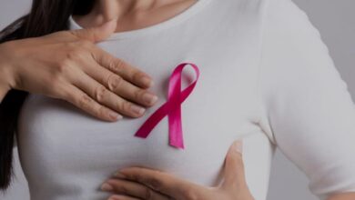 Photo of इन 6 लक्षणों से कर सकते हैं ब्रेस्ट कैंसर की पहचान