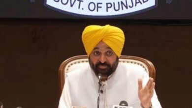 Photo of पंजाब में बाढ़: प्रभावित लोगों को आज से बांटे जाएंगे मुआवजे के चेक