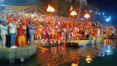 Photo of महेश्वर में महामृत्युंजय शिव रथयात्रा में दिखा सुंदर नजारा, महाआरती से शिवमय हुआ नगर