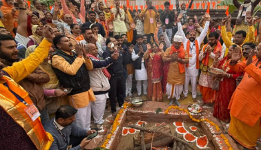 Photo of भोजशाला में गूंजे पूजा व आराधना के स्वर, पांच दिवसीय बसंत उत्सव का शुभारंभ