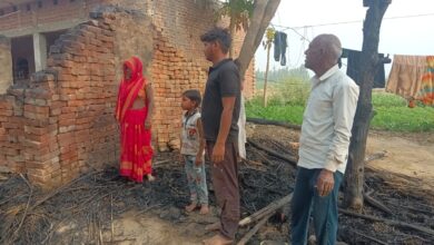 Photo of शॉर्ट सर्किट से घर में लगी आग, लाखों का सामान जलकर राख