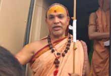 Photo of गाय को ‘माता’ का दर्जा देने की मांग, रायबरेली में बोले शंकराचार्य