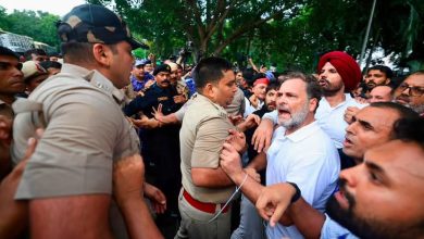 Photo of पीएम आवास की ओर कांग्रेस का मार्च, राहुल-प्रियंका धरने पर बैठे , इस्तीफे की मांग तेज | RAHUL GANDHI