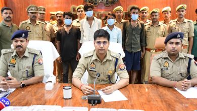 Photo of पुलिस ने किया लूट की वारदात का 24 घंटे के भीतर खुलासालूट के 1.40 लाख रुपये व मोबाइल बरामद , गिरफ्तार किए गये चार लुटेरे भेजे गए जेल |