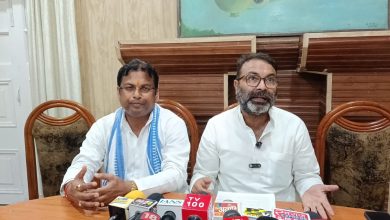 Photo of कुशीनगर से न उड़ी प्लेन, न आई रेल और न चली चीनी मिल: अजय कुमार लल्लू