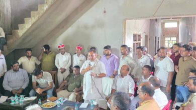 Photo of जन चौपाल में विधायक पी.एन. पाठक ने सुनी जनसमस्याएं , उपस्थित अधिकारियों ने मौके पर किया निस्तारण