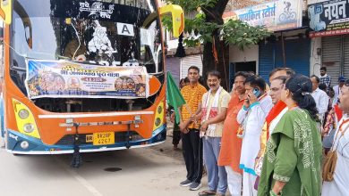 Photo of भाजपा नेता ओमप्रकाश जायसवाल ने जगन्नाथ पुरी धाम यात्रा के लिए तीन बसों को दिखाई हरी झंडी