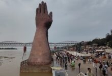 Photo of वाराणसी में फिर गंगा उफान पर , 5 सेंटीमीटर प्रति घंटे की रफ्तार से बढ़ रहा जलस्तर