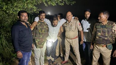 Photo of श्रेया हत्याकांड का आरोपी मुठभेड़ में गिरफ्तार, पैर में लगी गोली
