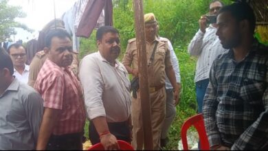 Photo of नरायणी का जलस्तर बढ़ने से कई गांवों में घुसा बाढ़ का पानी, डीएम ने किया प्रभावित क्षेत्र का निरीक्षण