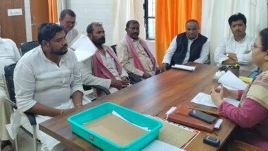 Photo of मतदाता सूची में नए नाम जोड़ने और संशोधन को लेकर एसडीएम ने की बैठक