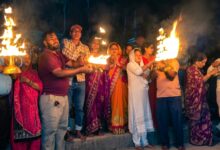 Photo of इण्डो-नेपाल बार्डर पर हुई नारायणी गंडकी महाआरती, विश्व शांति की कामना